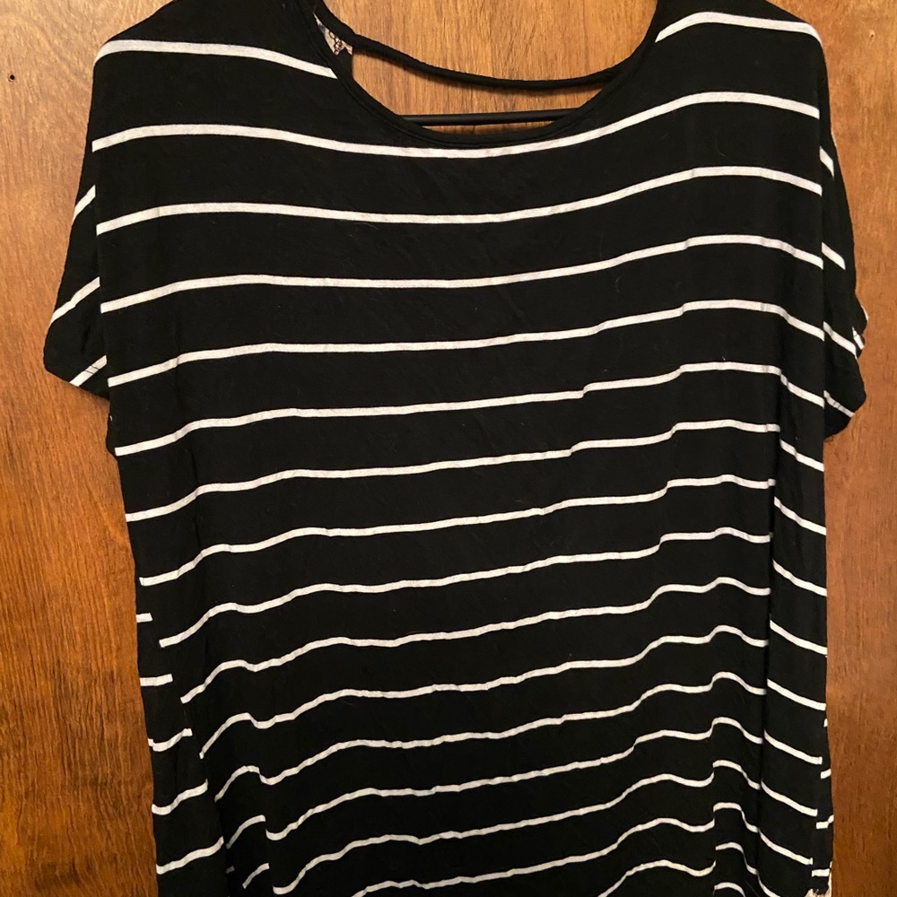 Chic Striped Black and White Women's Tee